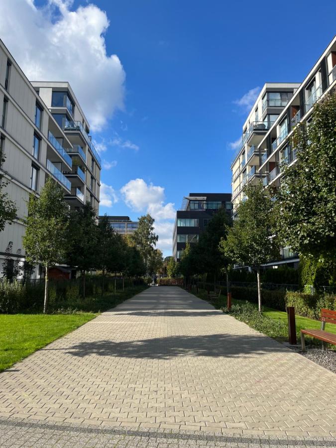 Near Airport Cybernetyki Inn Warsawa Bagian luar foto
